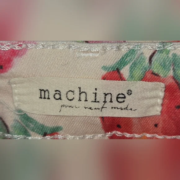 Machine Strawberry Print Flare Legged Stretchy 5 Pocket Zip Jeans Sz 9 - Picture 3 of 8
